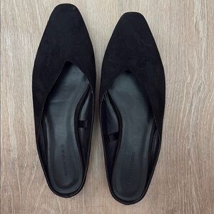Banana Republic Black Mules Minimalist Comfort